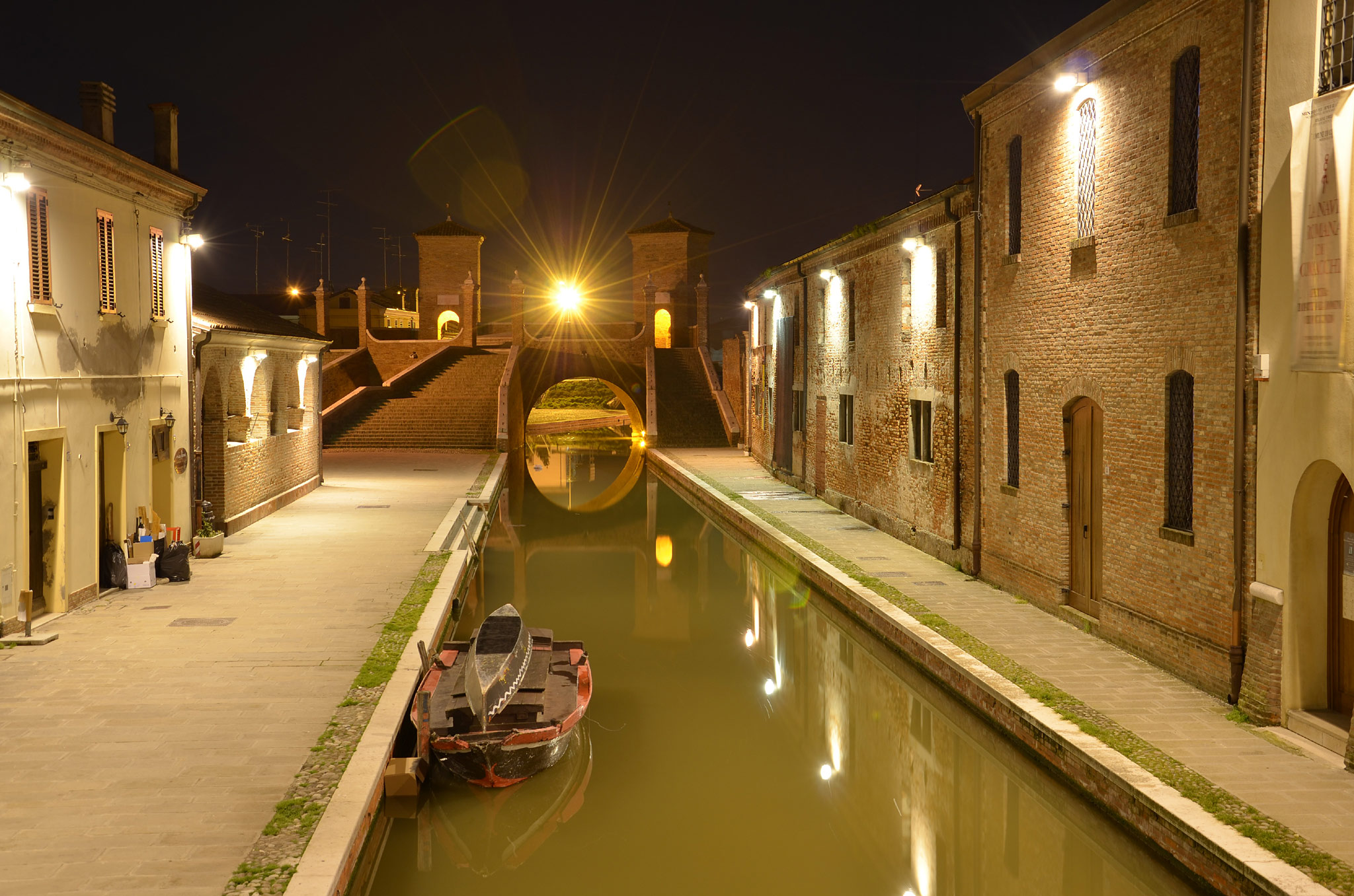 Comacchio (Photo license: CC BY-NC-SA 2.0)